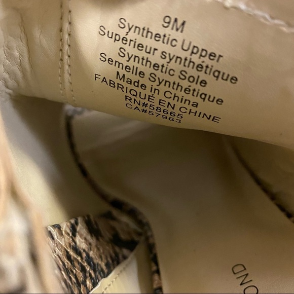 Treasure & Bond | Hayley Snakeskin Block Heel Sandals Size 9M - Picture 7 of 10